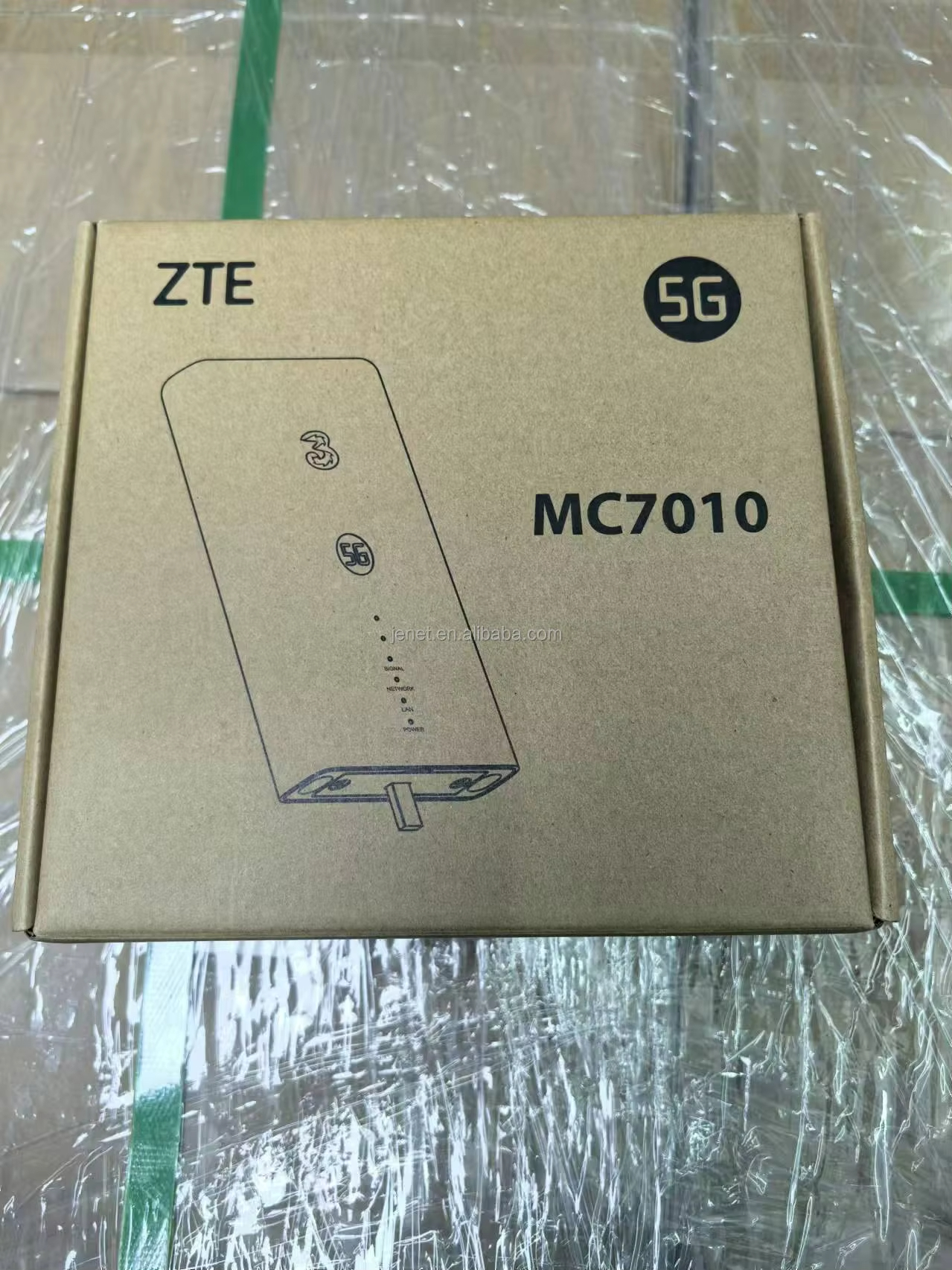 ZTE MC7010 Wifi 5G Router Outdoor CPE High Gain Signal Booster IP65 Waterproof 2.5G PoE Port ater Resistance and High Temperature - Image 11